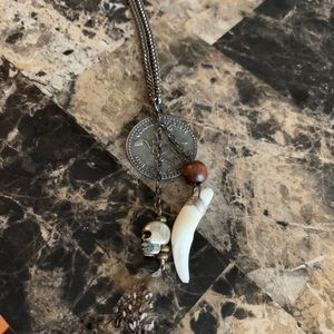 Corello unisex necklace